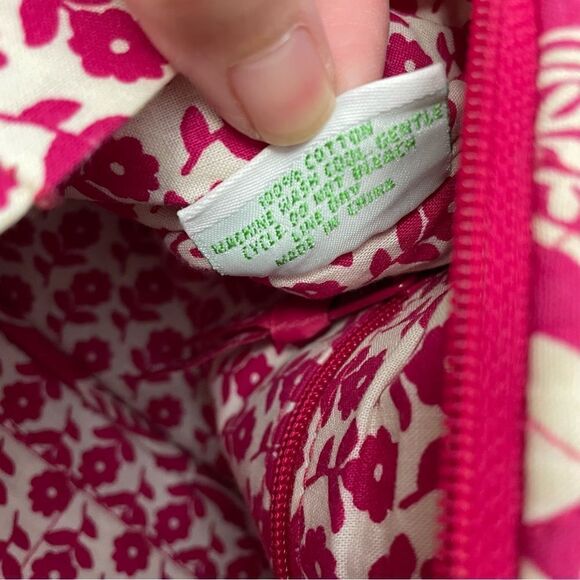 Vera Bradley Large Casual/ Travel Shoulder Hand Bag in “Twirly Bird Pink" Print - Picture 12 of 13